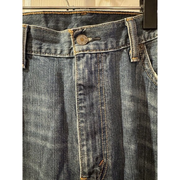 Levis 505 Regular Fit Men's Jeans, Size 38 x 34 - Medium Blue Classic - Picture 8 of 8
